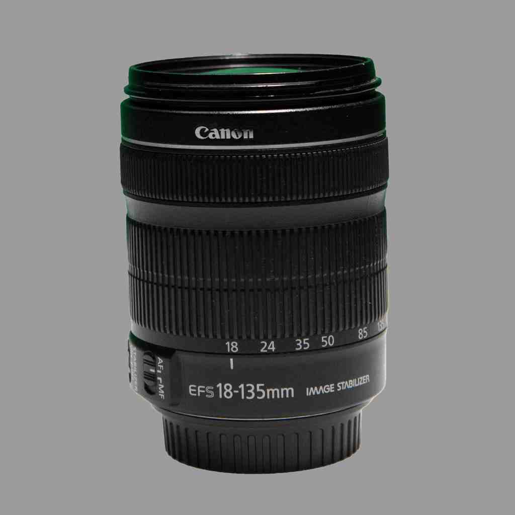 Canon Efs 18-135 Lens